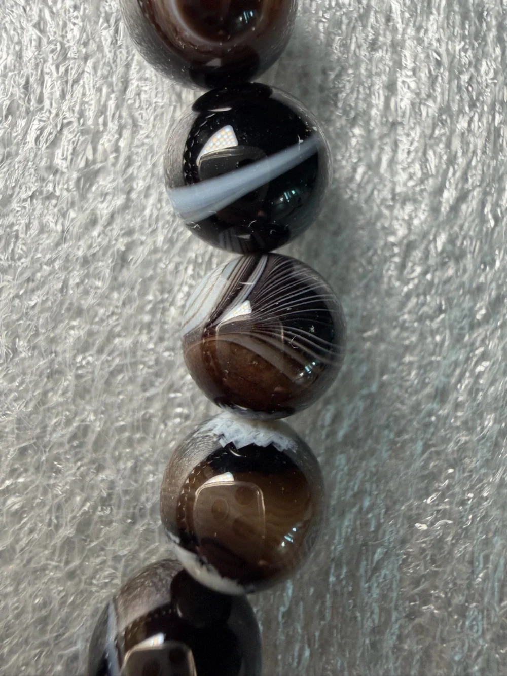 Gorgeous 10MM Black Banded Agate Natural Crystal Bracelet
